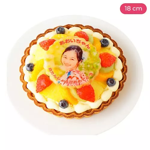 Delectable Photo Tart with Fruits